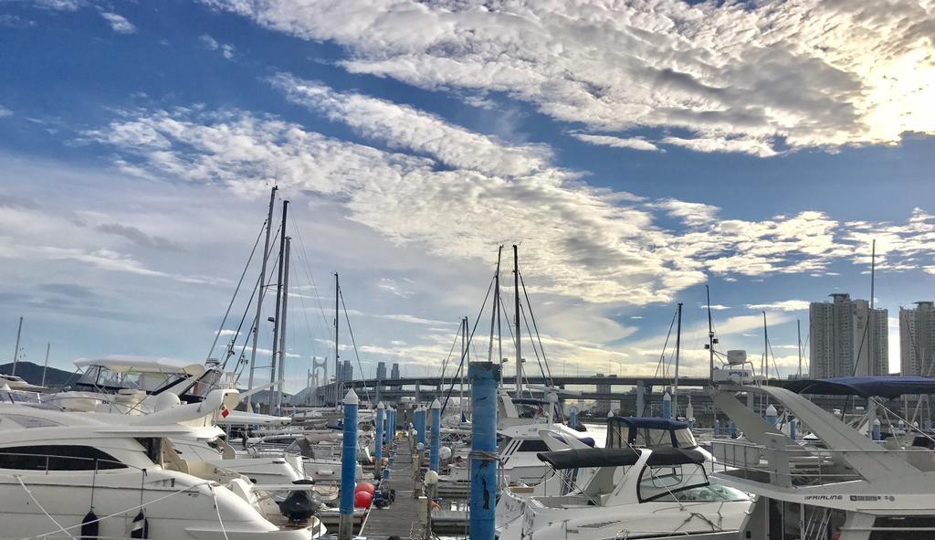 Sea And Yacht Ξενοδοχείο Μπουσάν Εξωτερικό φωτογραφία