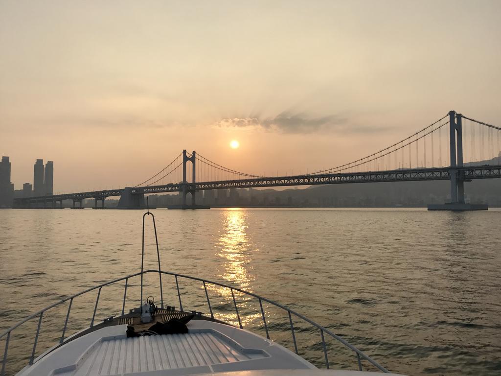 Sea And Yacht Ξενοδοχείο Μπουσάν Εξωτερικό φωτογραφία